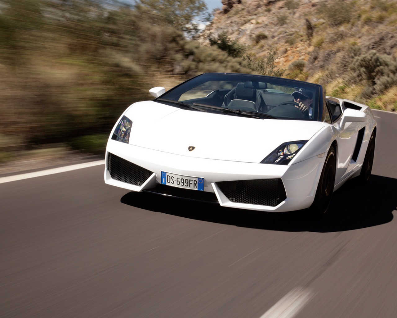 Lamborghini Gallardo LP560-4 Spyder - 2009 HD tapetu #20 - 1280x1024
