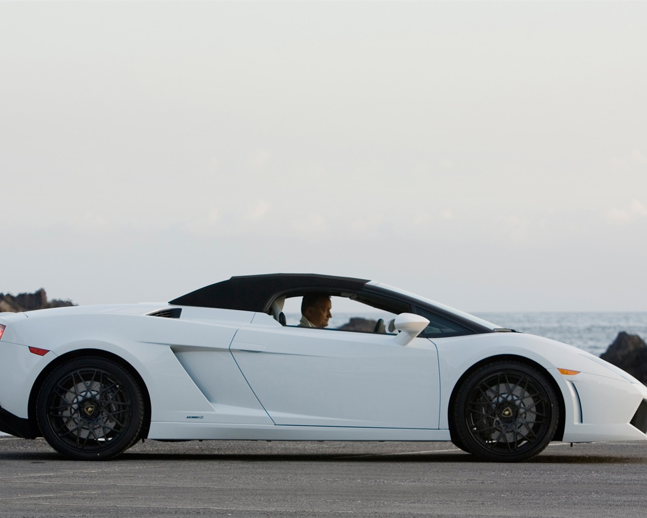 Lamborghini Gallardo LP560-4 Spyder - 2009 HD tapetu #32 - 1280x1024