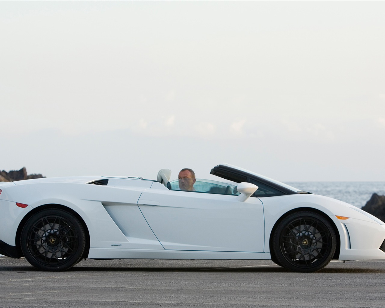 Lamborghini Gallardo LP560-4 Spyder - 2009 HD tapetu #33 - 1280x1024