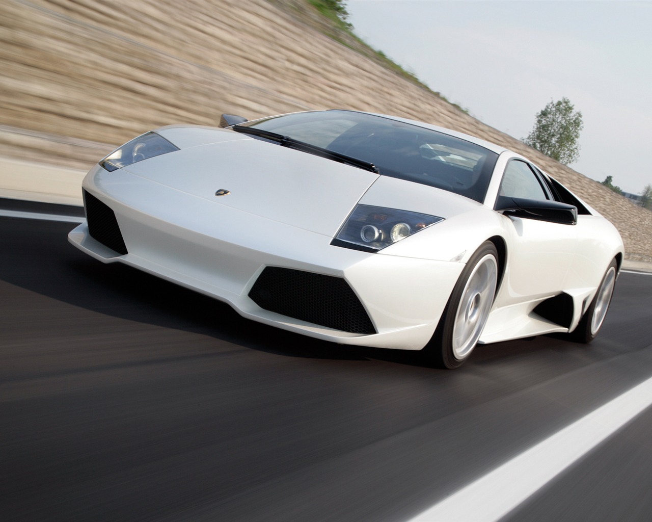 Lamborghini Murcielago LP640 - 2006 HD tapetu #11 - 1280x1024