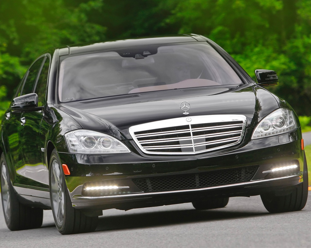 Mercedes-Benz S600 - 2010 HD wallpaper #7 - 1280x1024