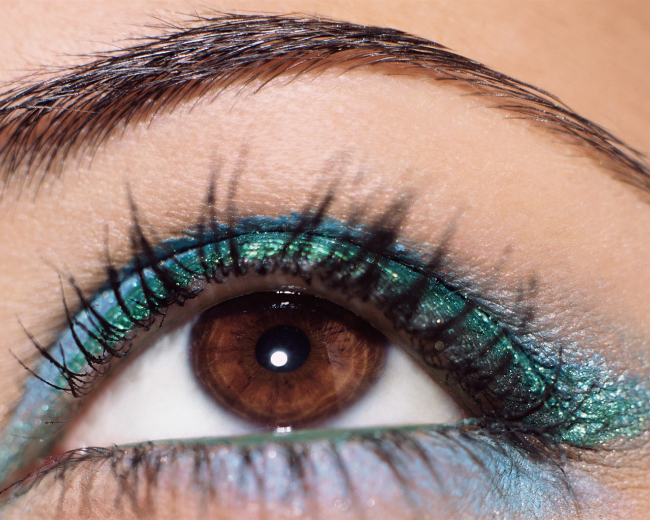 Women face close-up wallpaper (2) #3 - 1280x1024