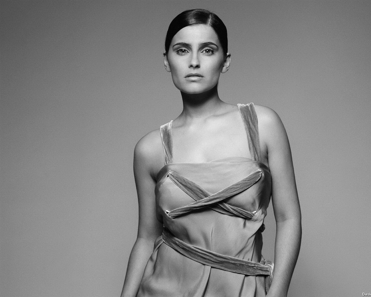 Nelly Furtado tapety krásná #6 - 1280x1024