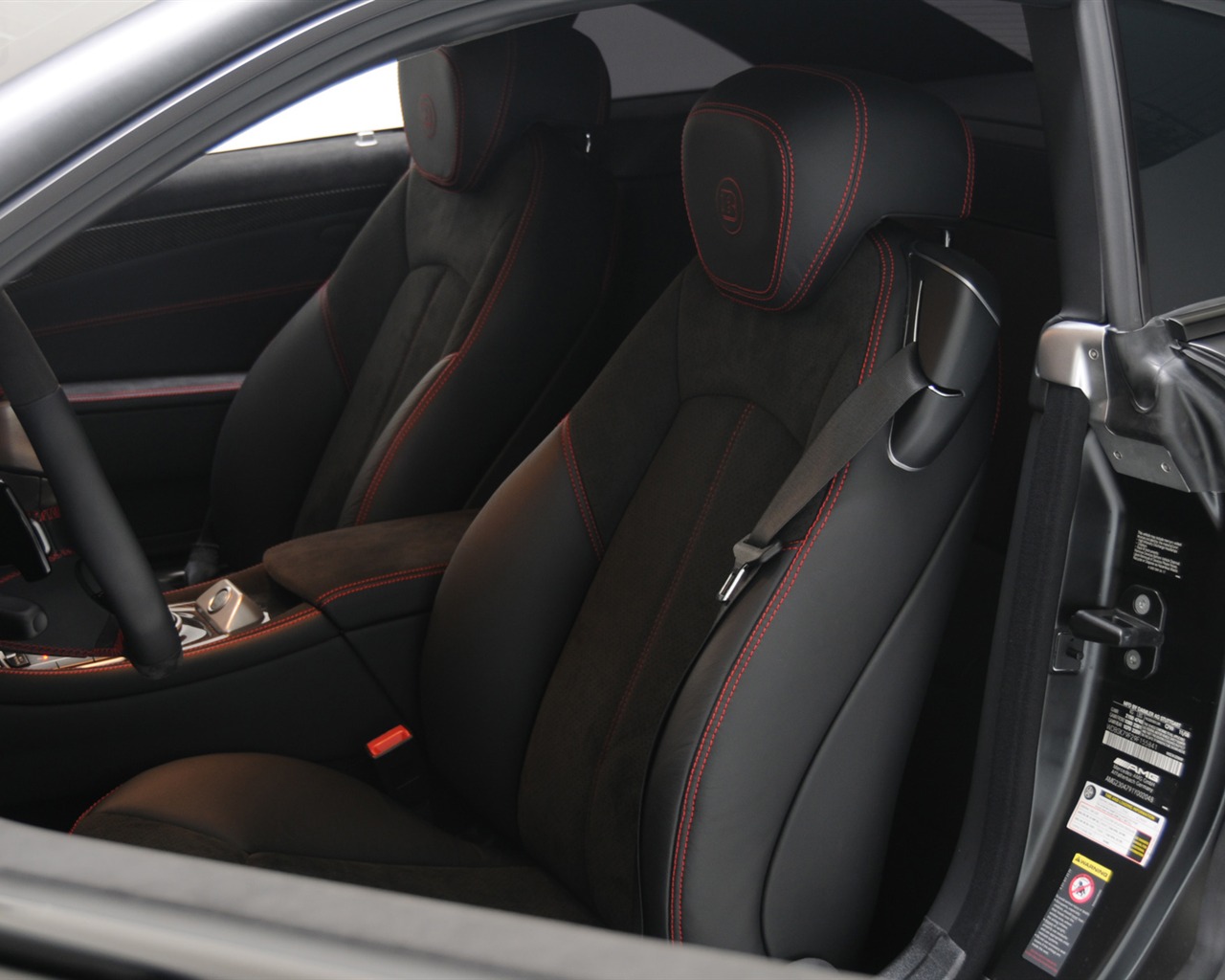 Brabus T65 RS Vanish - 2010 HD wallpaper #22 - 1280x1024