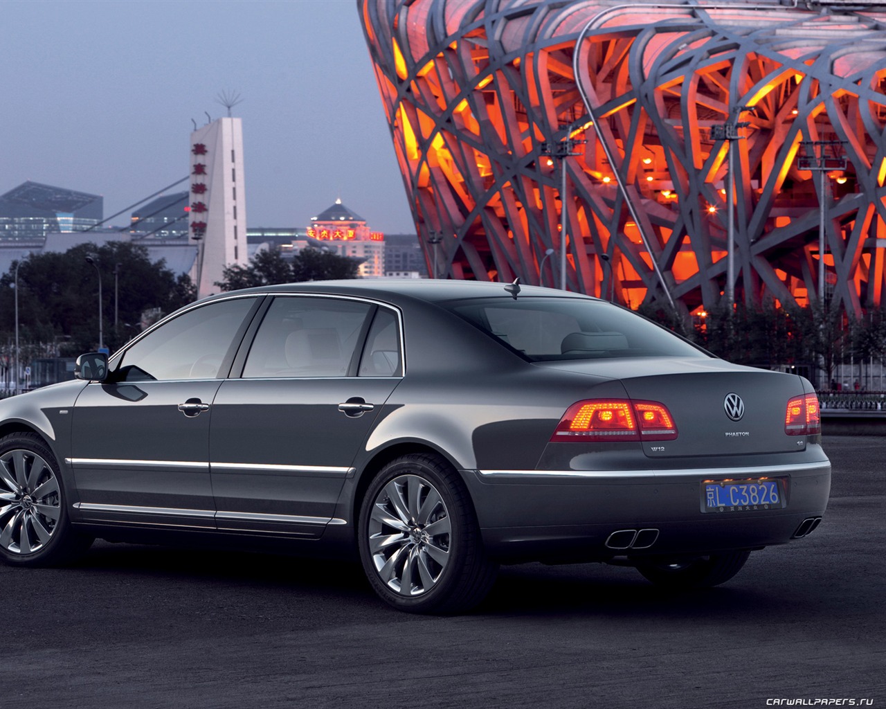 Volkswagen Phaeton W12 long wheelbase - 2010 大眾 #5 - 1280x1024