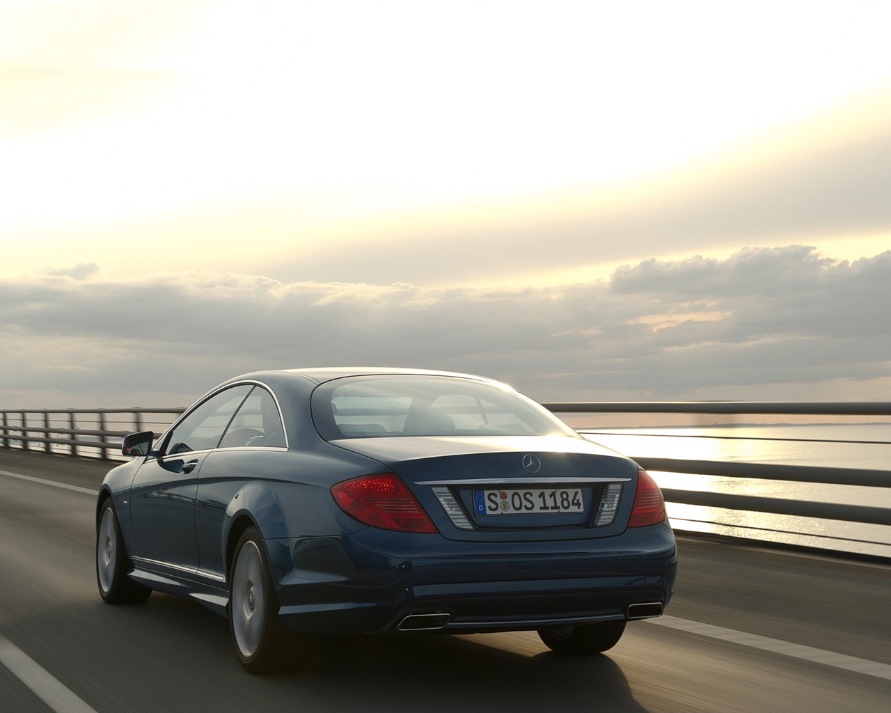 Mercedes-Benz CL500 4MATIC - 2010 HD Wallpaper #9 - 1280x1024