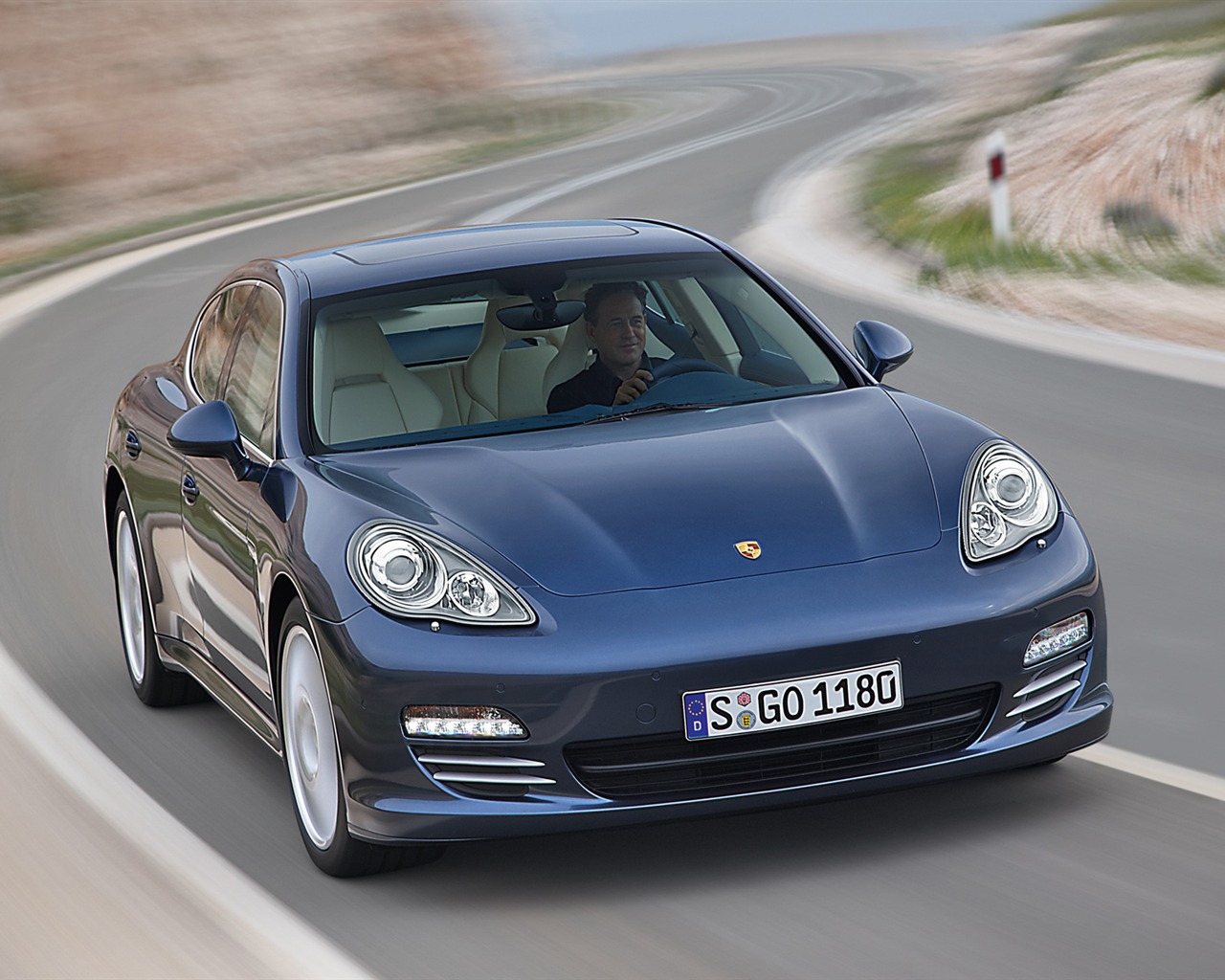 Porsche Panamera 4S - 2009 HD wallpaper #3 - 1280x1024