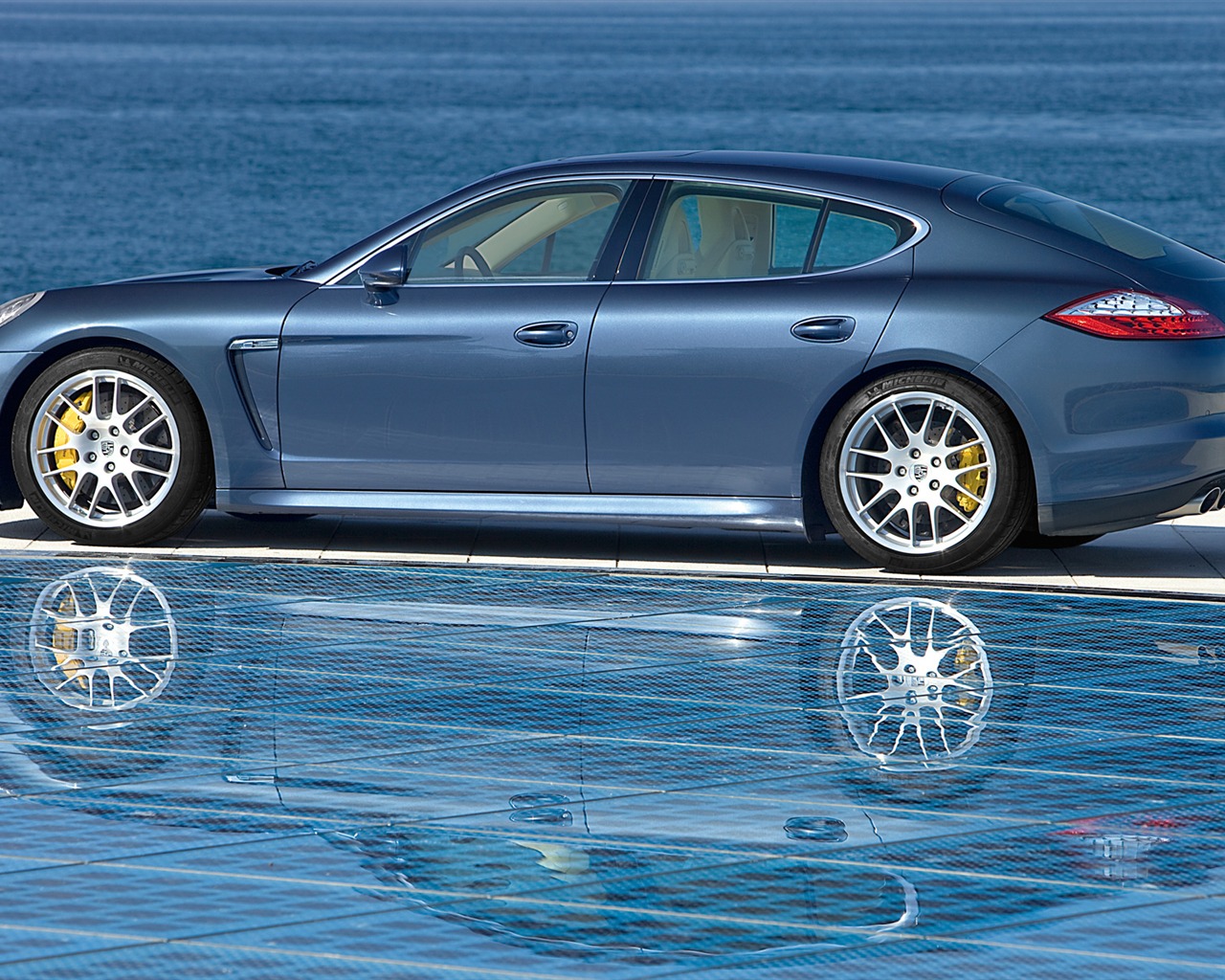 Porsche Panamera 4S - 2009 HD tapetu #17 - 1280x1024