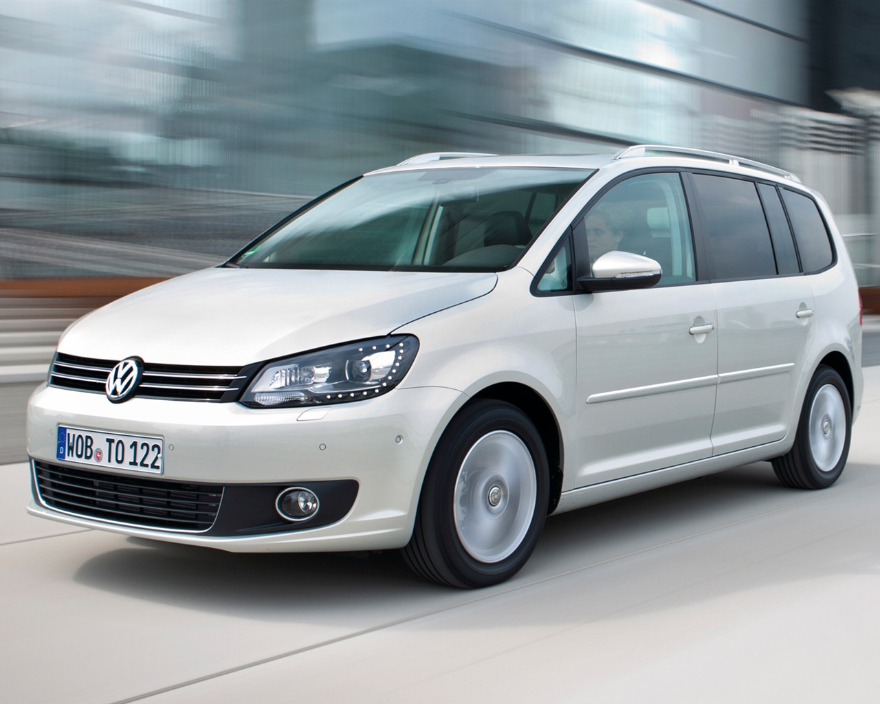 Volkswagen Touran TDI - 2010 HD tapetu #1 - 1280x1024