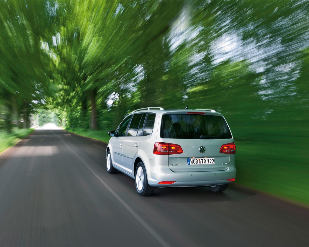 Volkswagen Touran TDI - 2010 fonds d'écran HD #7 - 1280x1024