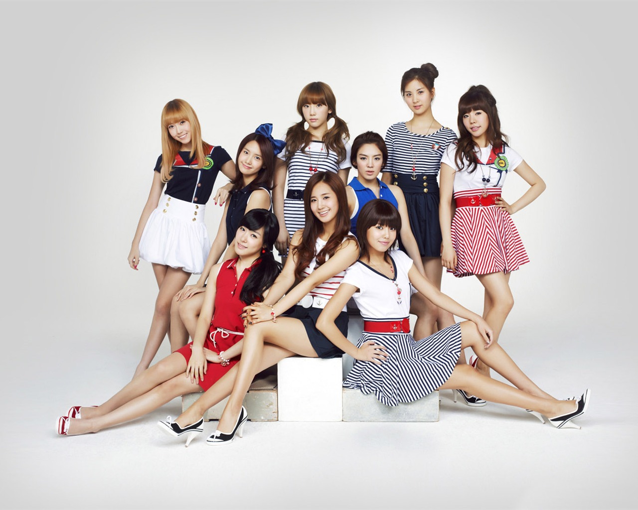 Fond d'écran Generation Girls (10) #1 - 1280x1024