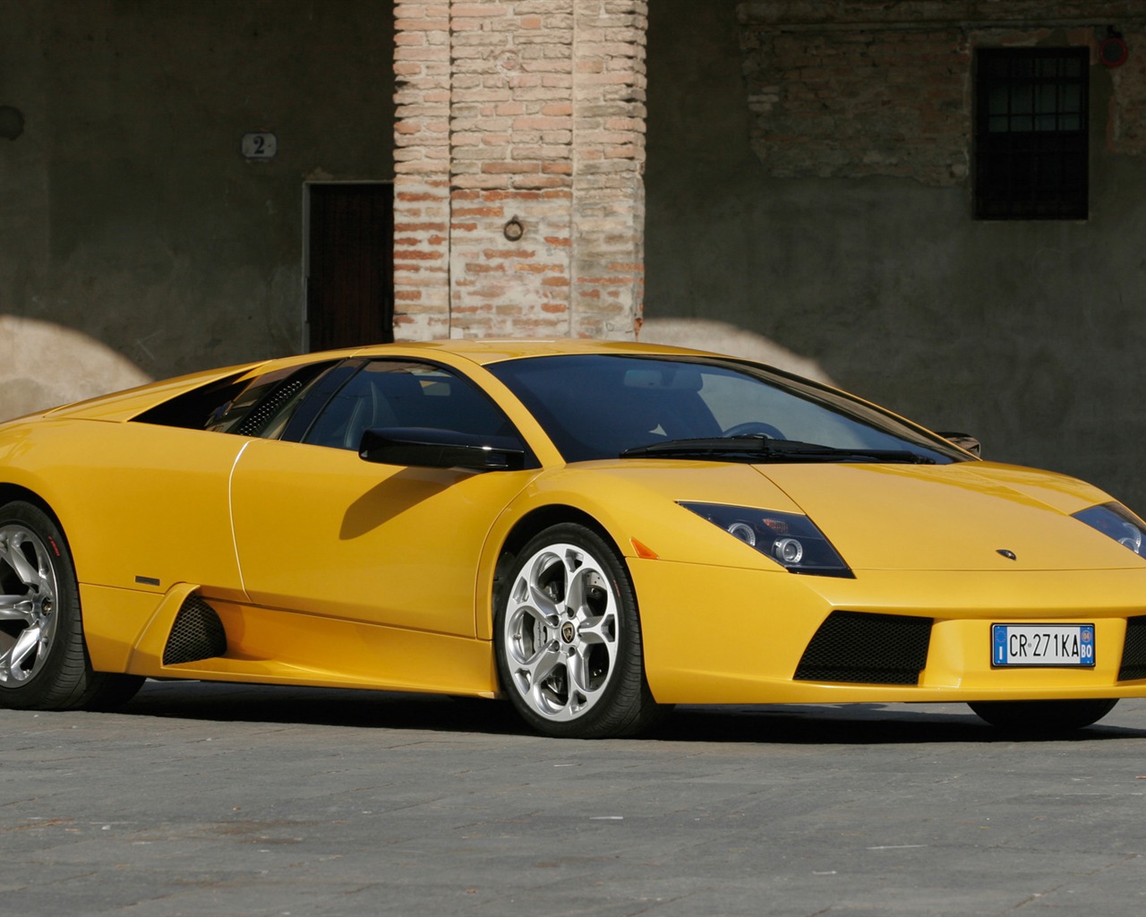 Lamborghini Murcielago - 2005 HD wallpaper #9 - 1280x1024