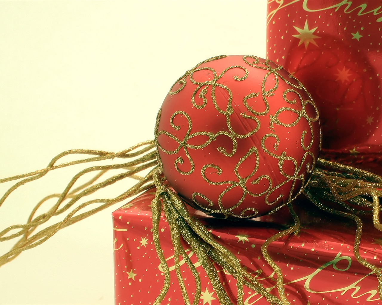 Christmas balls wallpaper (7) #5 - 1280x1024