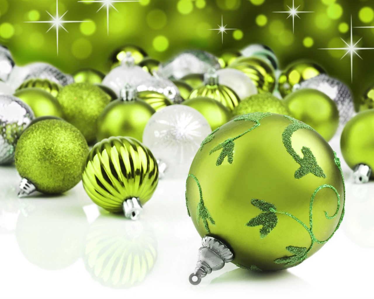 Christmas balls wallpaper (7) #17 - 1280x1024