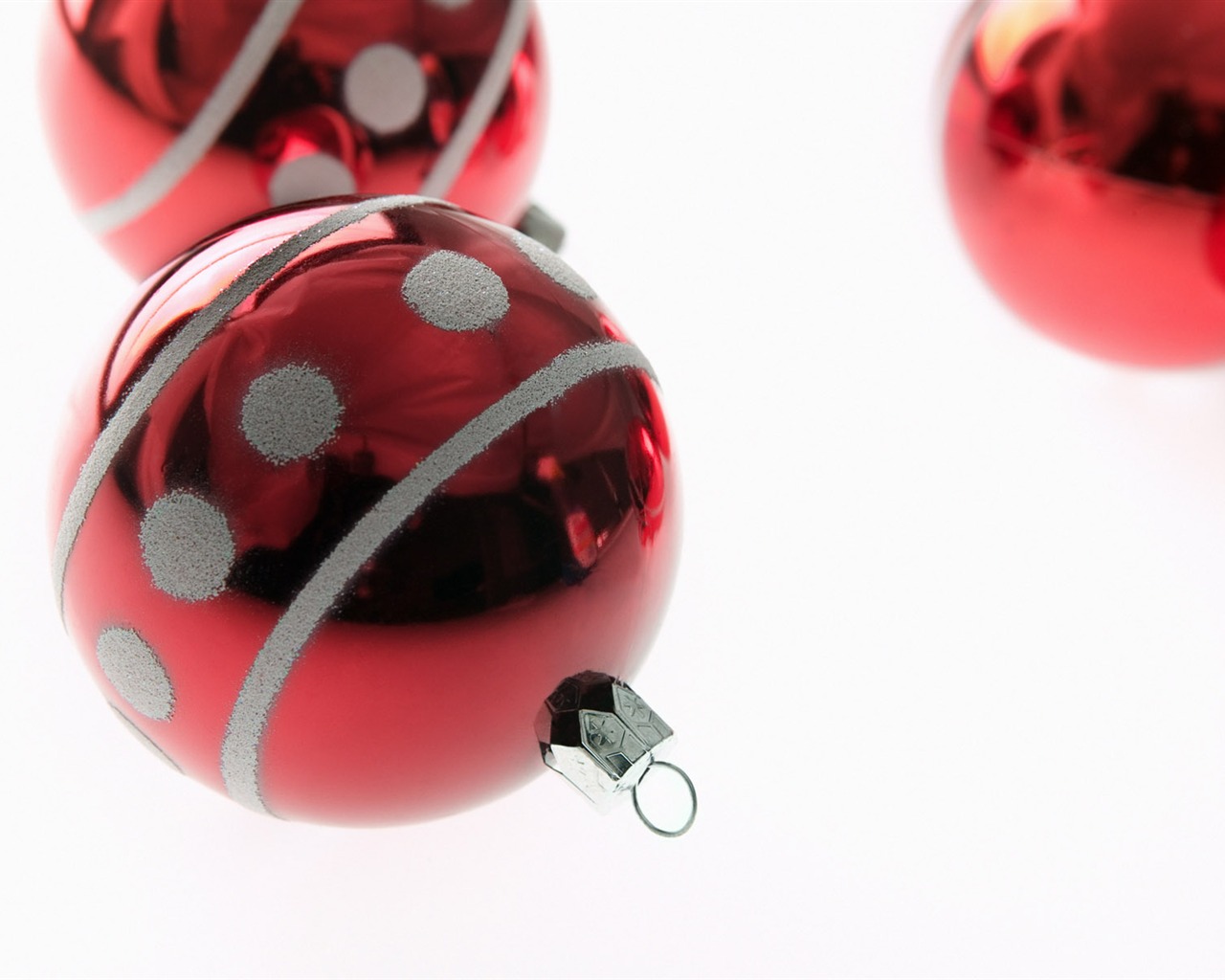 Christmas balls wallpaper (8) #16 - 1280x1024