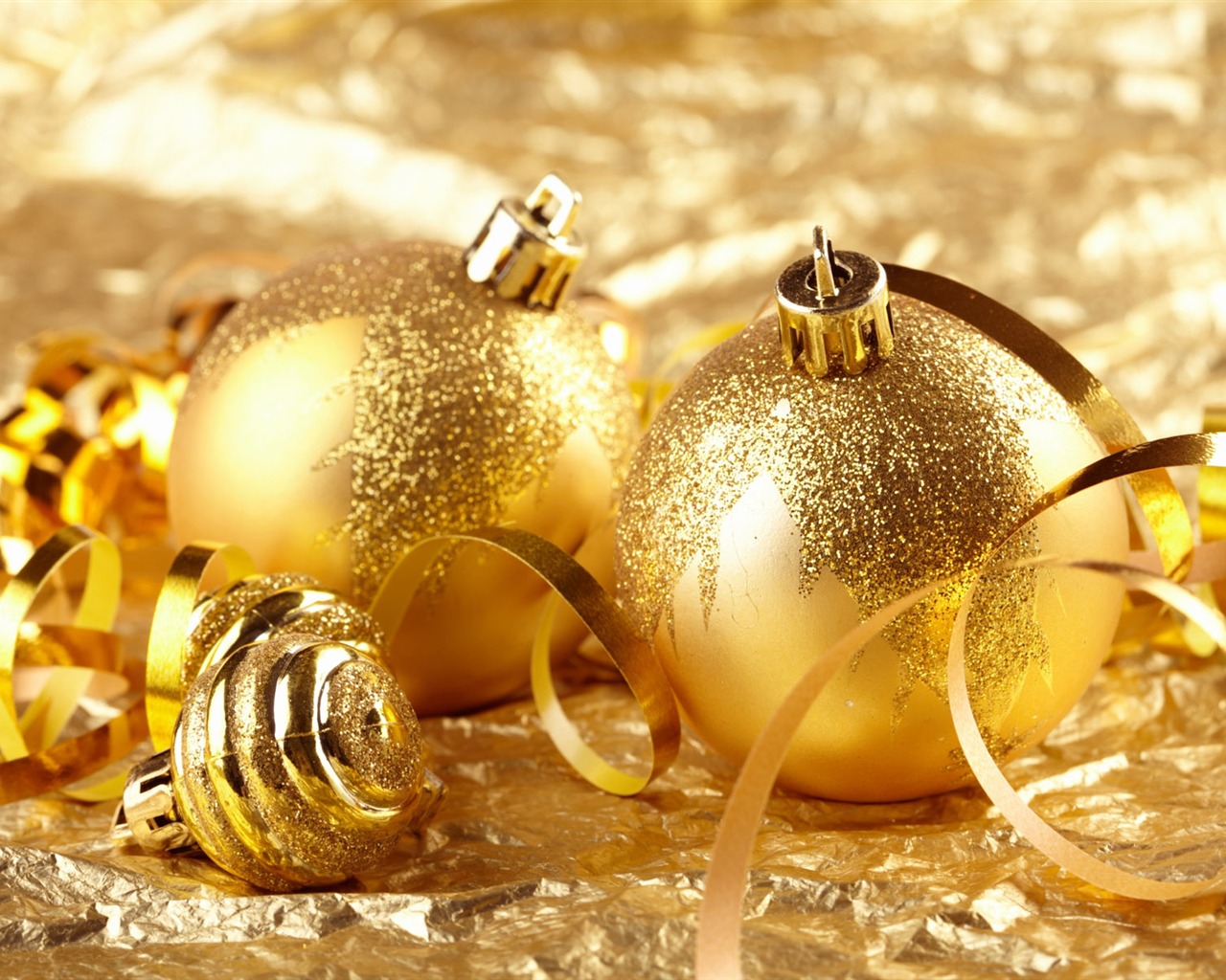 Christmas balls wallpaper (8) #19 - 1280x1024