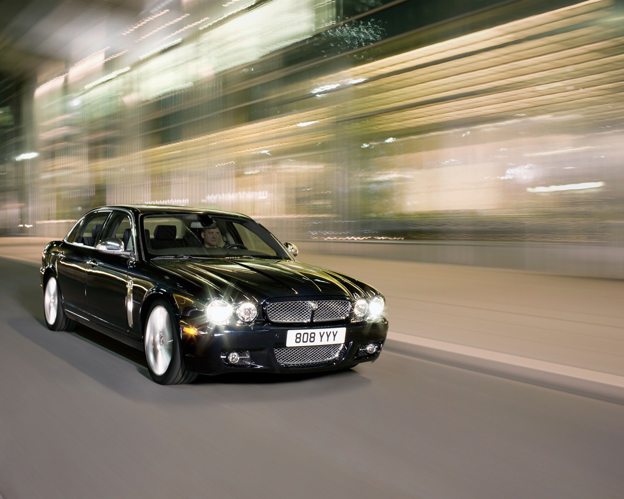 Jaguar XJ Portfolio - 2009 HD Wallpaper #4 - 1280x1024