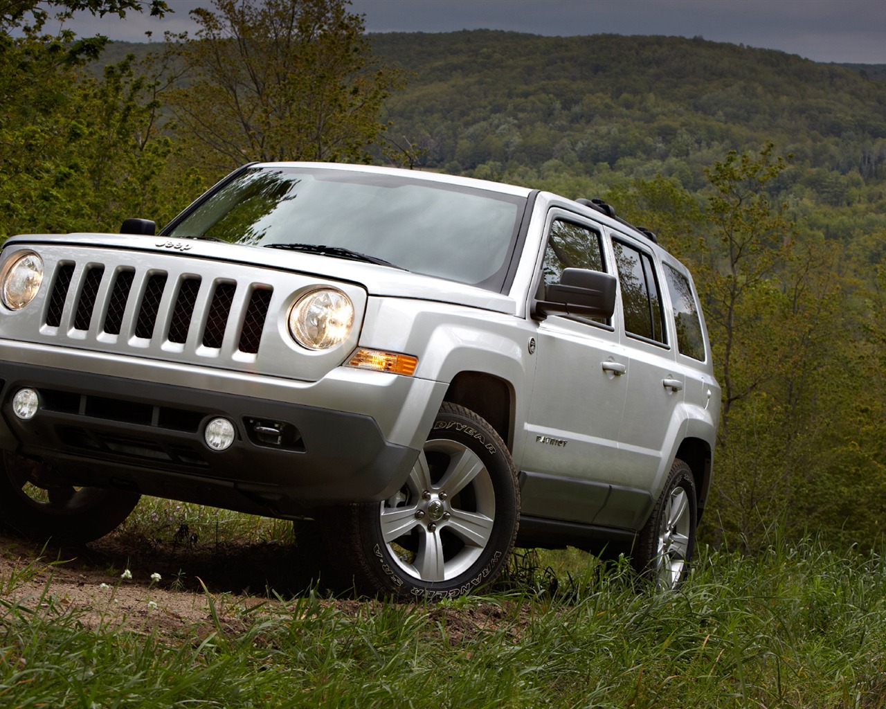 Jeep Patriot - 2011 HD tapetu #10 - 1280x1024