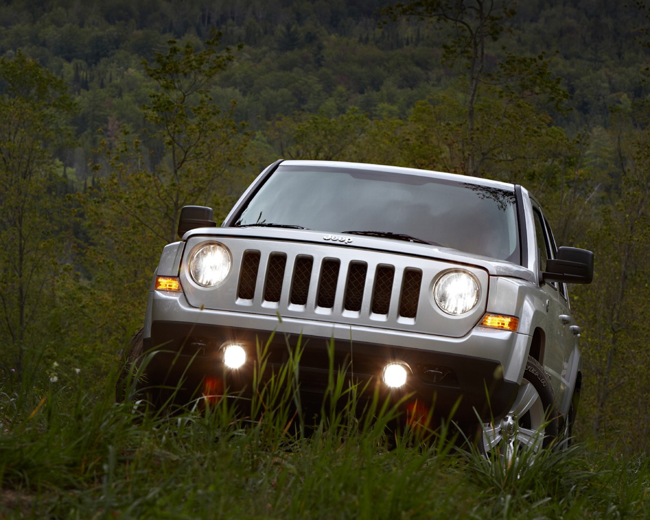 Jeep Patriot - 2011 HD tapetu #11 - 1280x1024