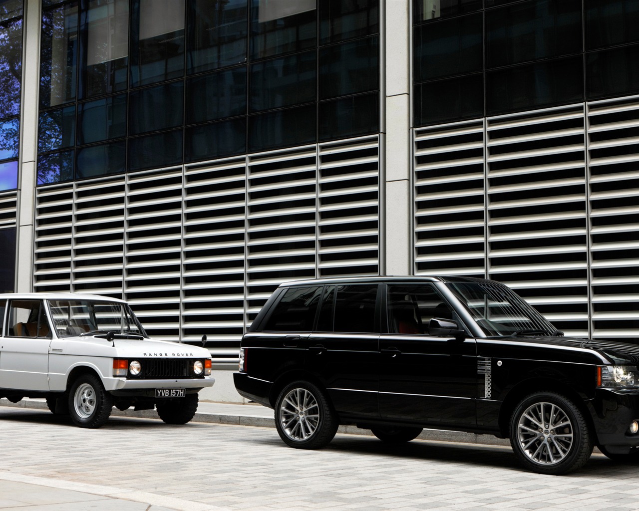 Land Rover Range Rover Black Edition - 2011 HD tapetu #7 - 1280x1024