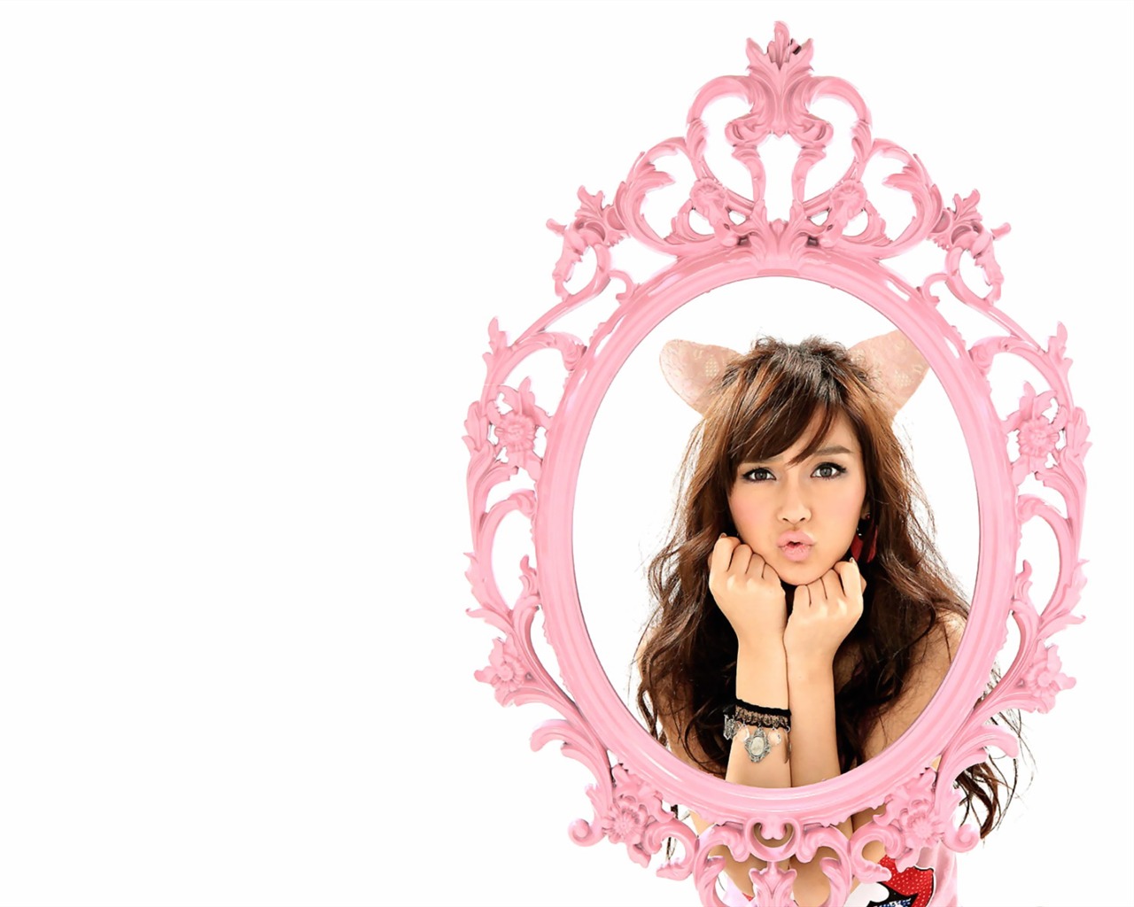 AngelaBaby Yang krásnou tapetu #5 - 1280x1024
