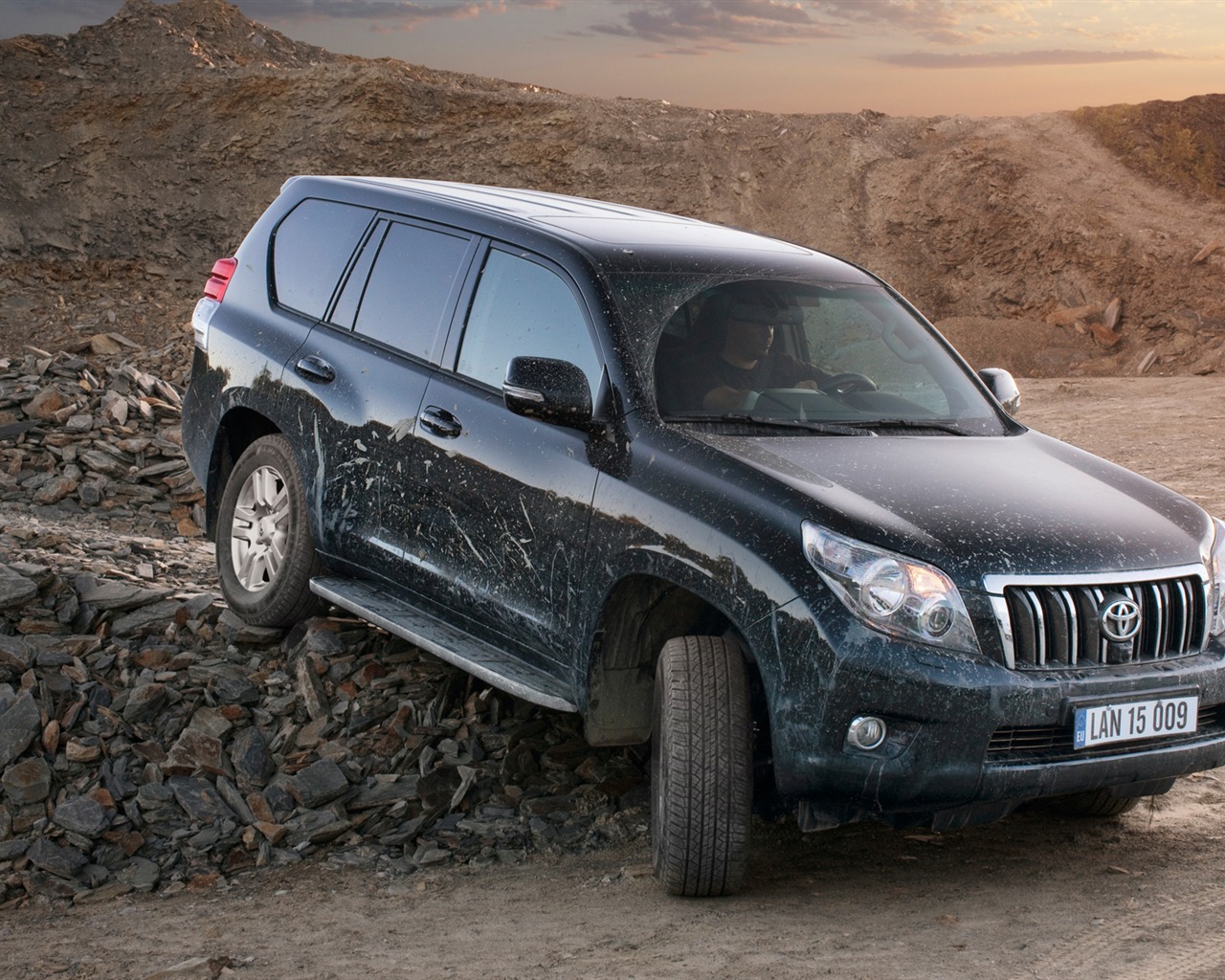 Toyota Land Cruiser Prado - 2009 HD tapetu #33 - 1280x1024
