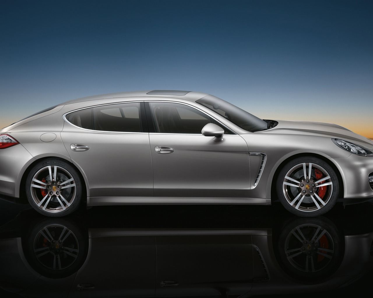 Porsche Panamera Turbo - 2009 HD tapetu #5 - 1280x1024