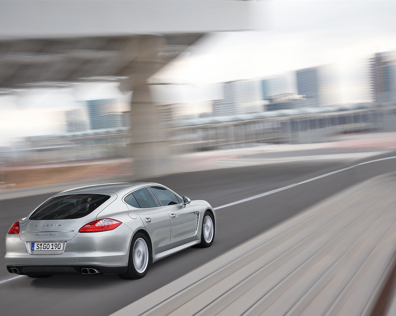 Porsche Panamera Turbo - 2009 HD tapetu #27 - 1280x1024