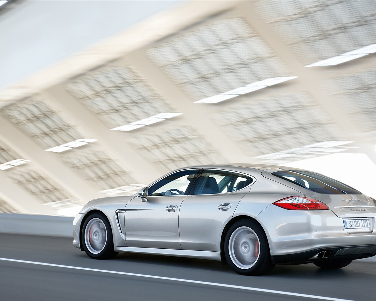 Porsche Panamera Turbo - 2009 保时捷30 - 1280x1024