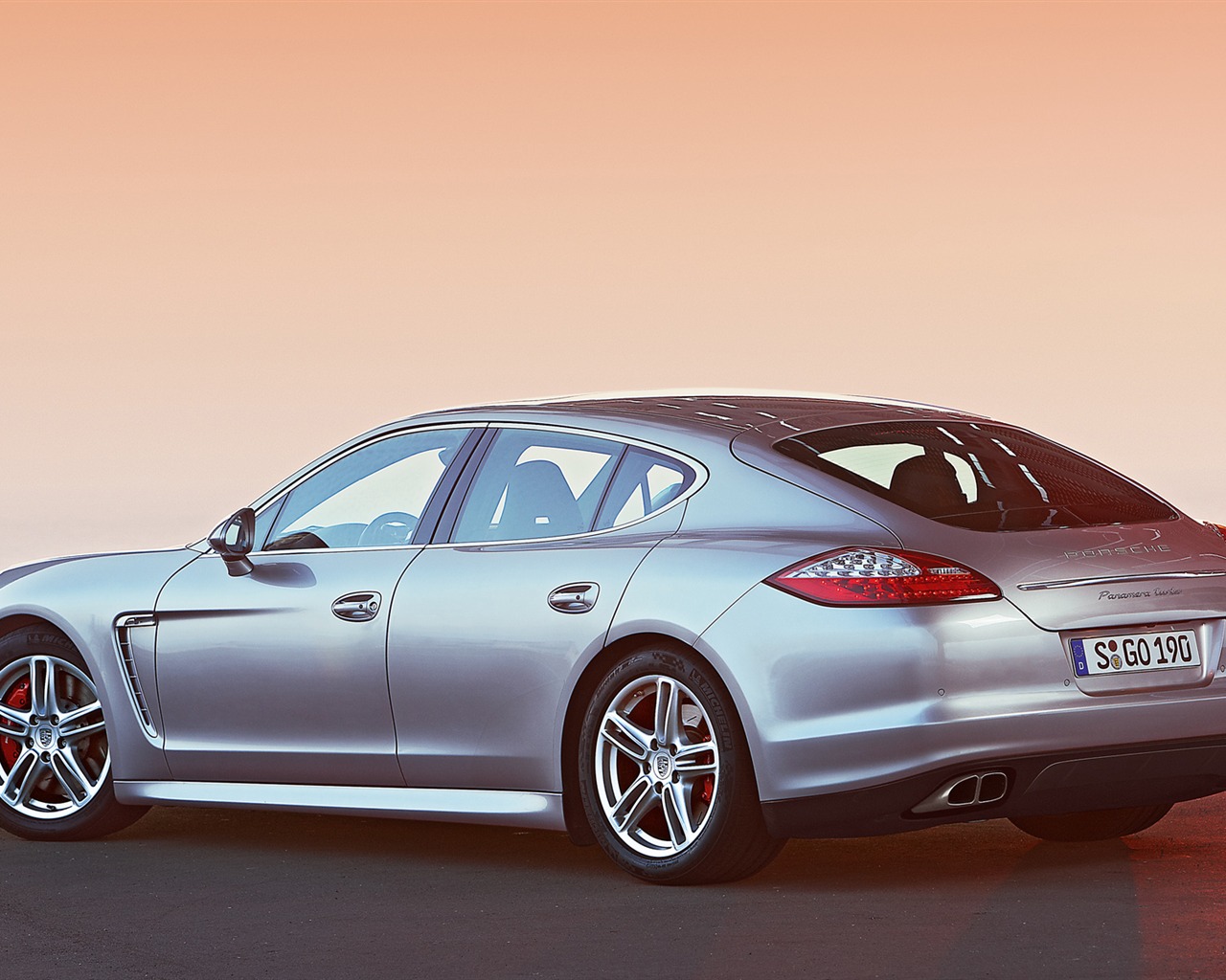 Porsche Panamera Turbo - 2009 保时捷46 - 1280x1024