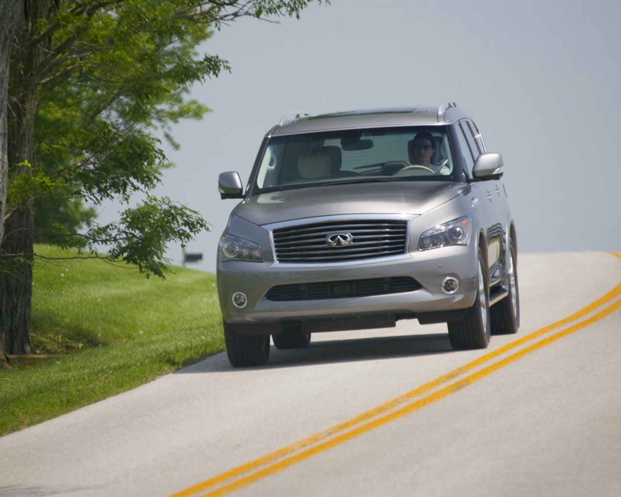 Infiniti QX56 - 2011 HD tapetu #12 - 1280x1024