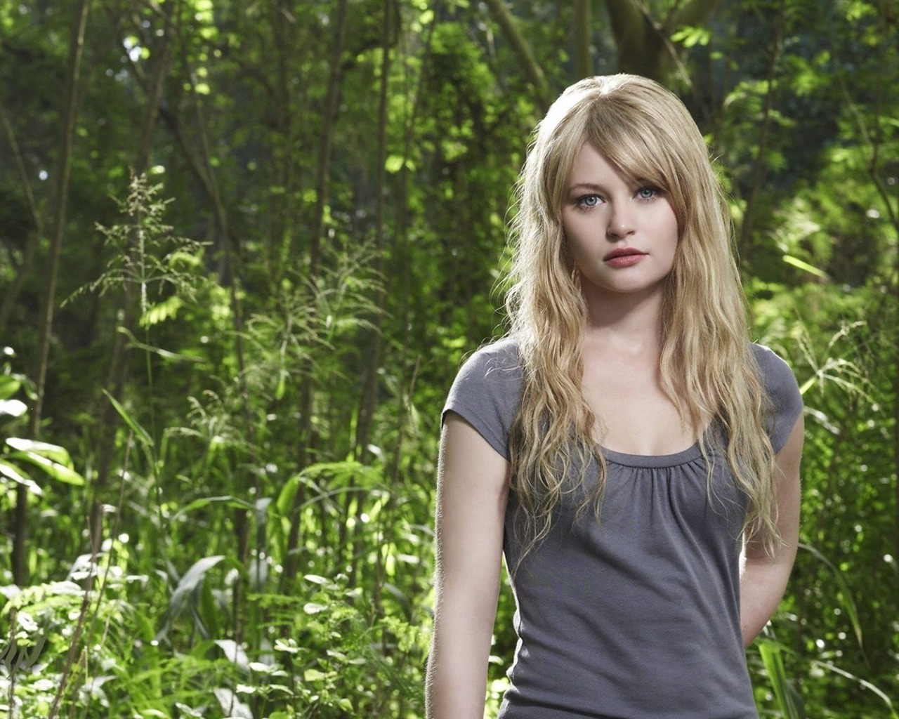 Emilie de Ravin krásnou tapetu #4 - 1280x1024