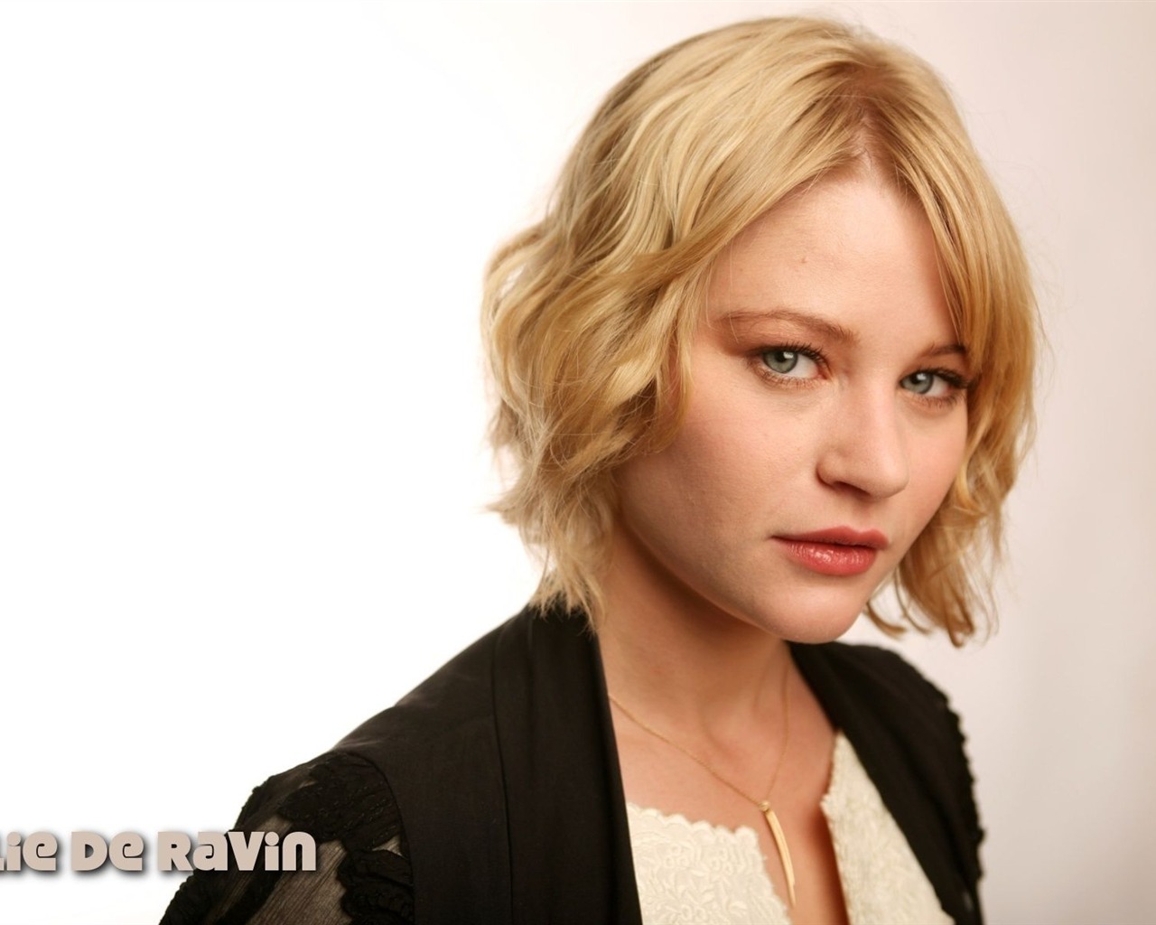 Emilie de Ravin krásnou tapetu #9 - 1280x1024