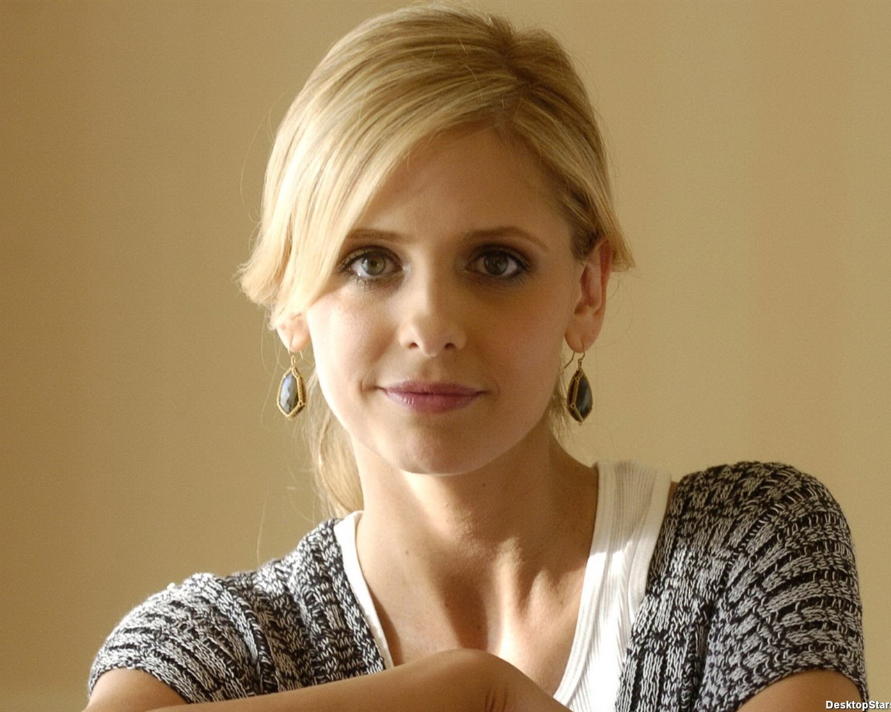 Sarah Michelle Gellar krásnou tapetu (2) #44 - 1280x1024