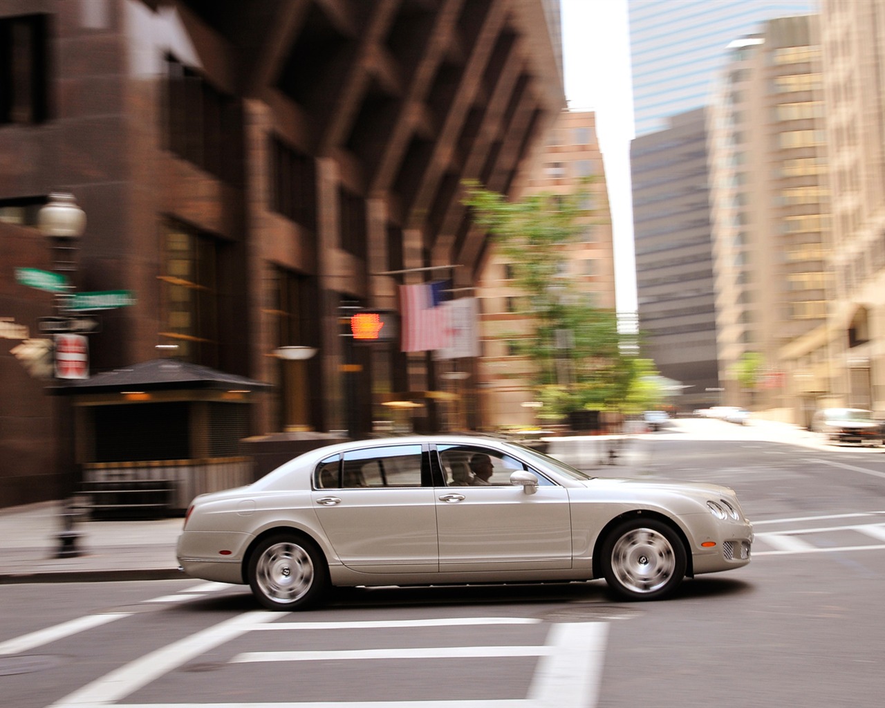 Bentley Continental Flying Spur - 2008 HD tapetu #7 - 1280x1024