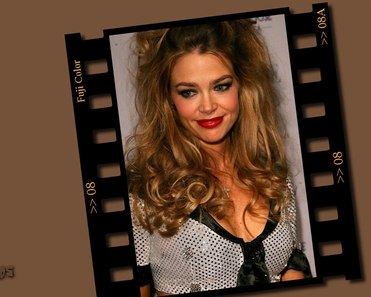 Denise Richards hermosos fondos de escritorio #6 - 1280x1024