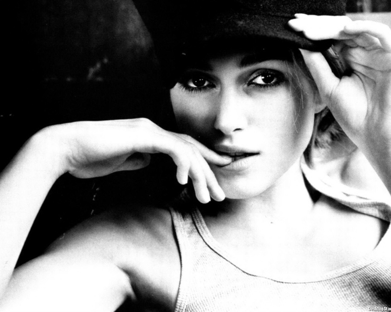 Keira Knightley krásná tapeta (2) #26 - 1280x1024