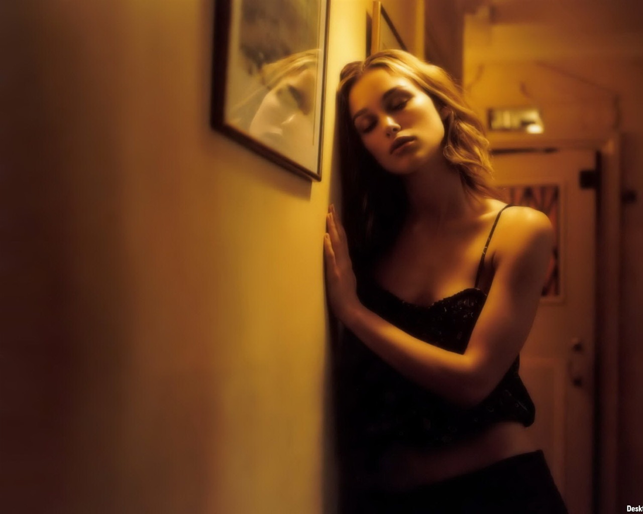 Keira Knightley krásná tapeta (2) #35 - 1280x1024