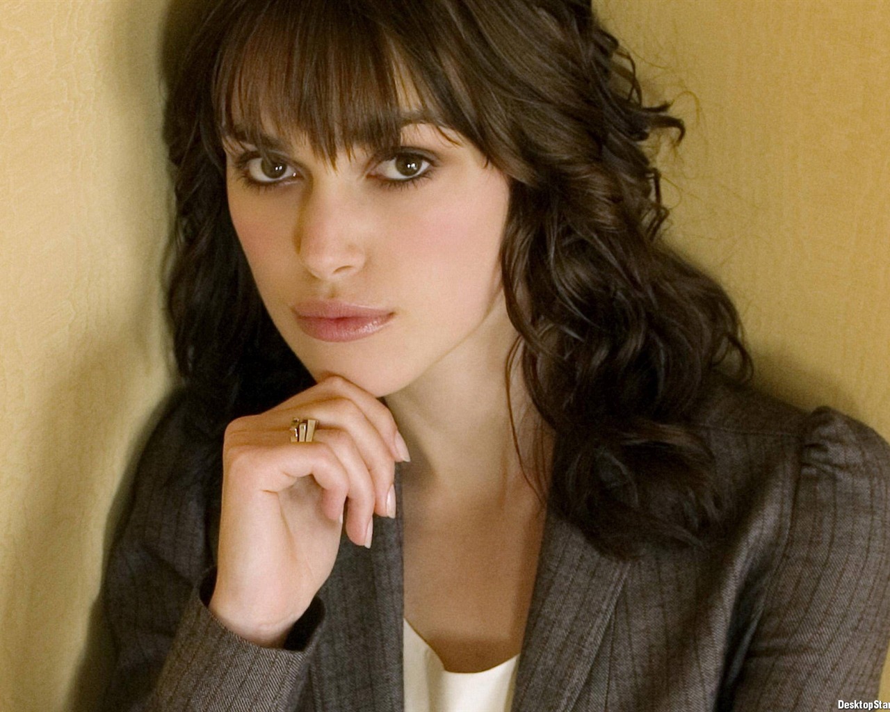 Keira Knightley krásná tapeta (3) #27 - 1280x1024