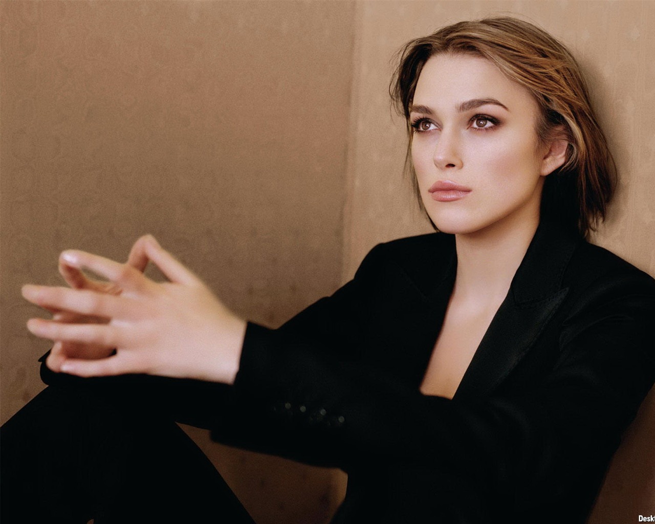 Keira Knightley beautiful wallpaper (4) #22 - 1280x1024