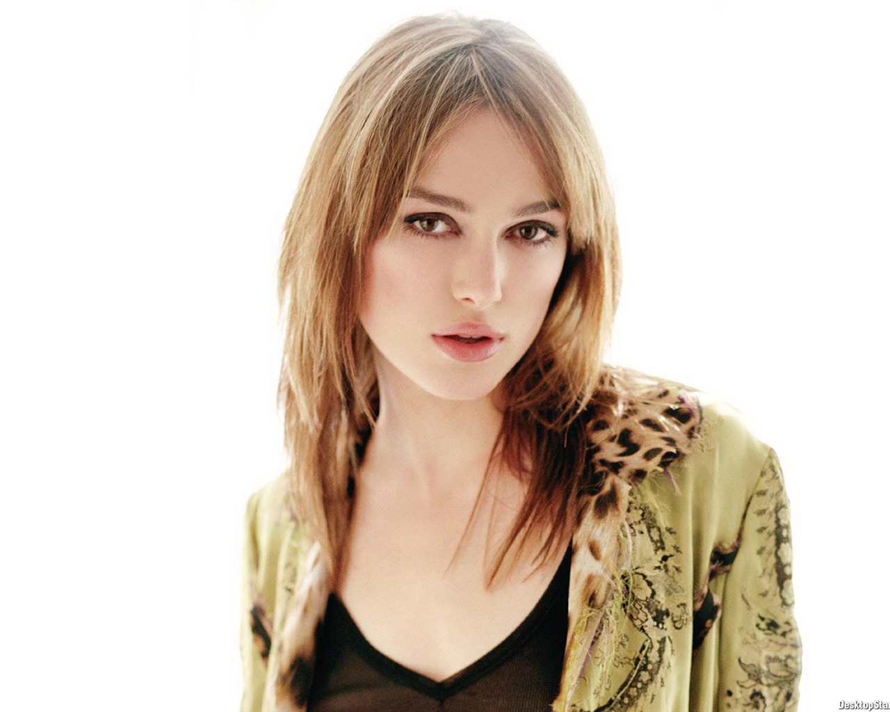 Keira Knightley krásná tapeta (4) #40 - 1280x1024