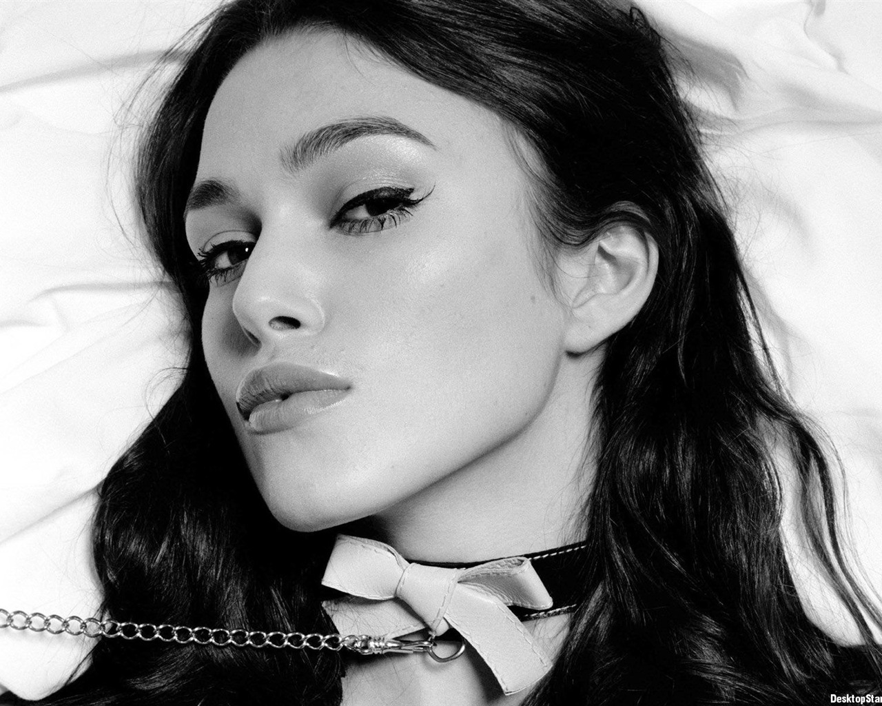 Keira Knightley beautiful wallpaper (5) #12 - 1280x1024