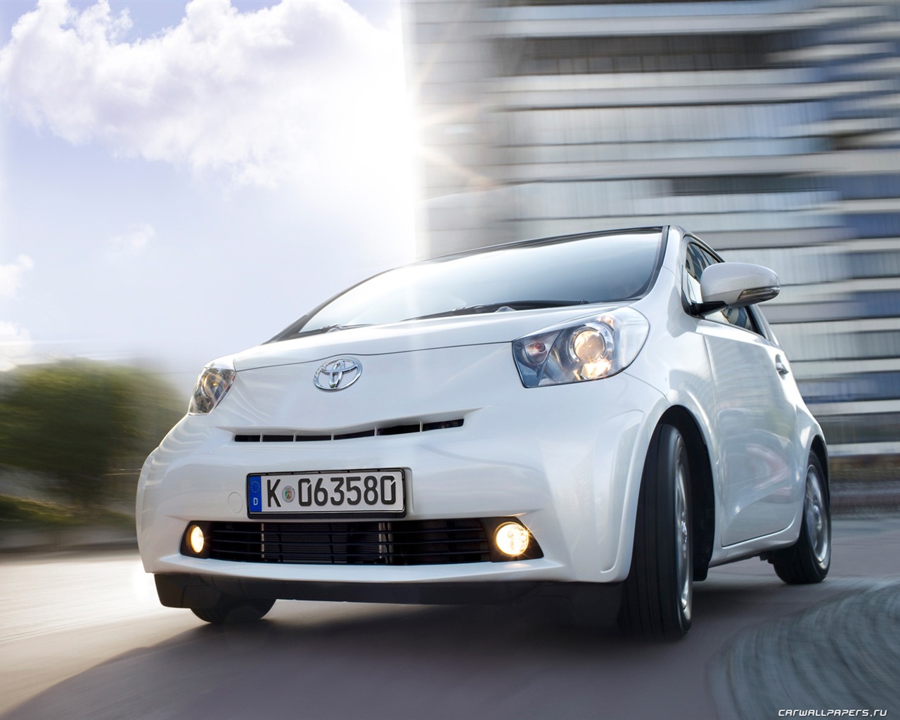 Toyota iQ - 2009 HD tapetu (1) #3 - 1280x1024