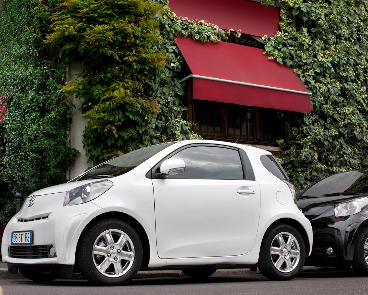 Toyota iQ - 2009 HD tapetu (1) #30 - 1280x1024