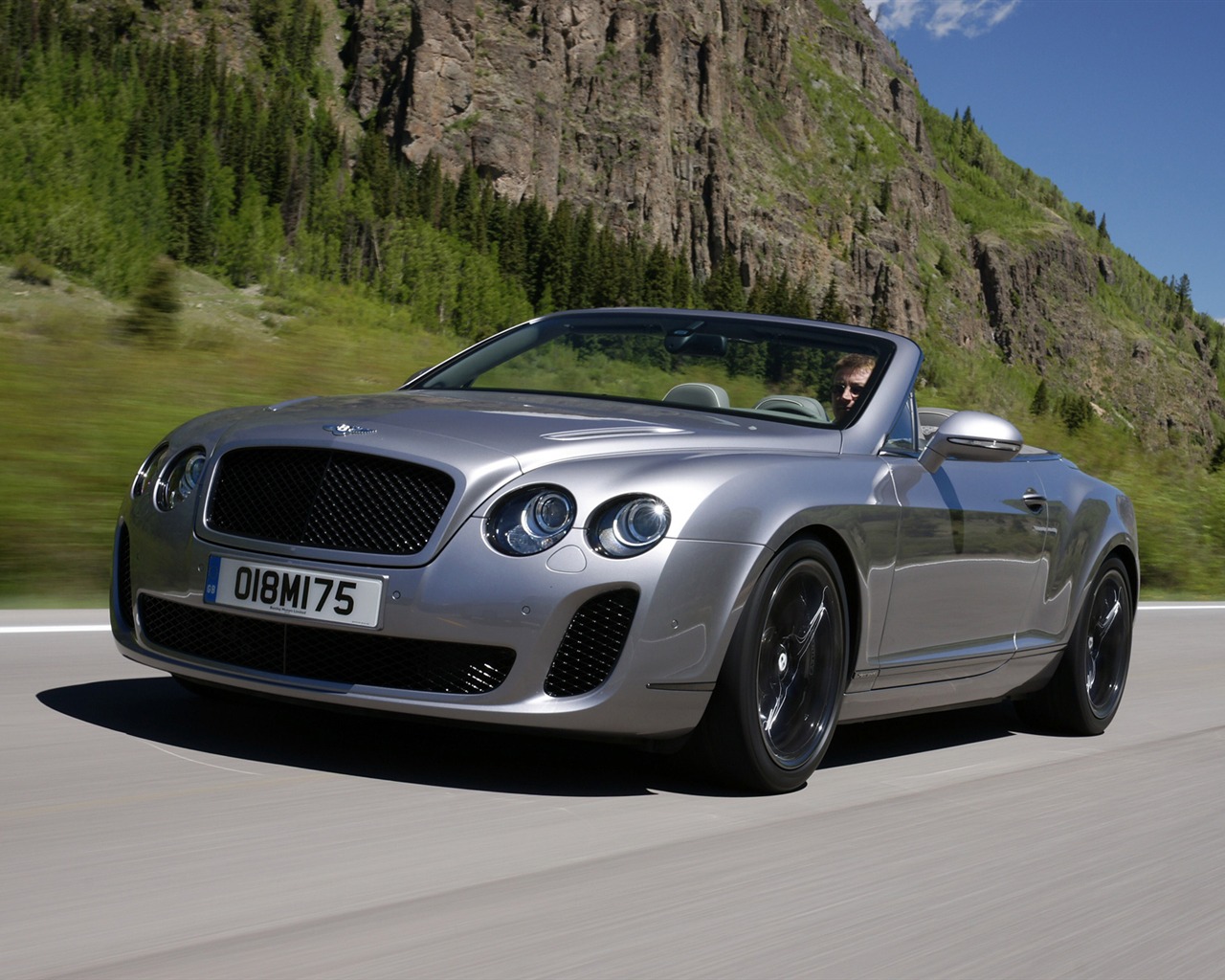 Bentley Continental Supersports Convertible - 2010 HD wallpaper #2 - 1280x1024