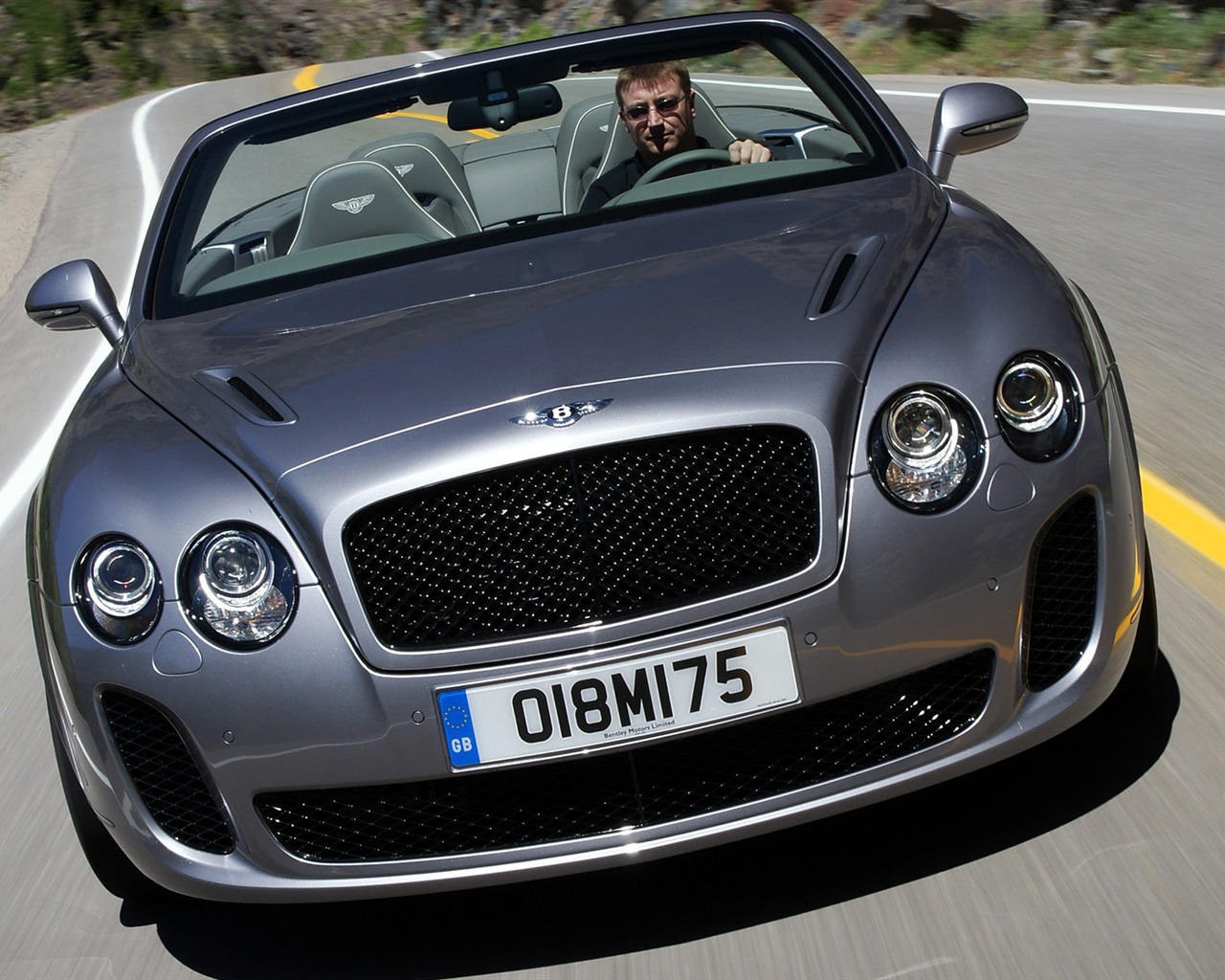Bentley Continental Supersports Cabrio - 2010 HD tapetu #4 - 1280x1024