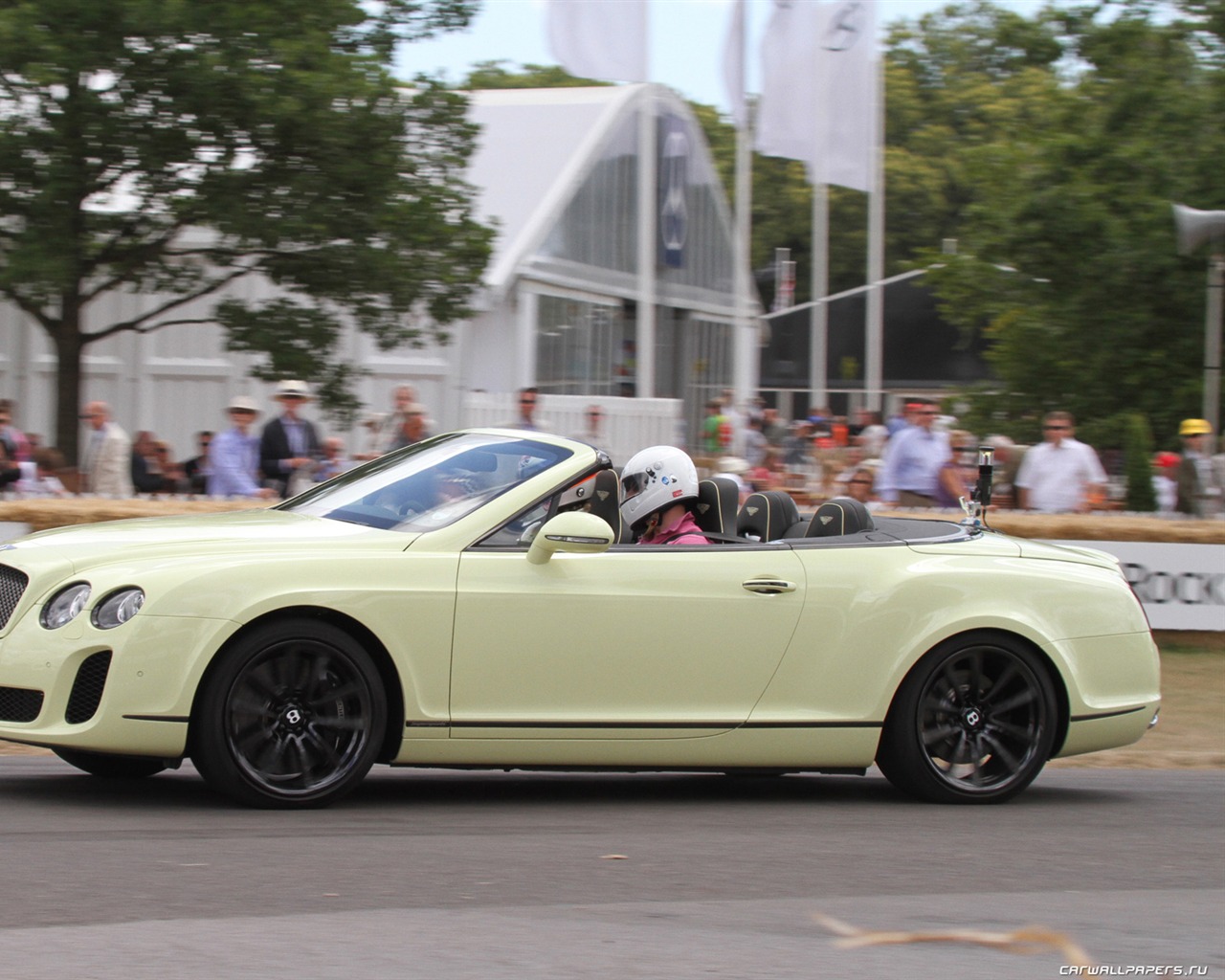 Bentley Continental Supersports Cabrio - 2010 HD tapetu #27 - 1280x1024