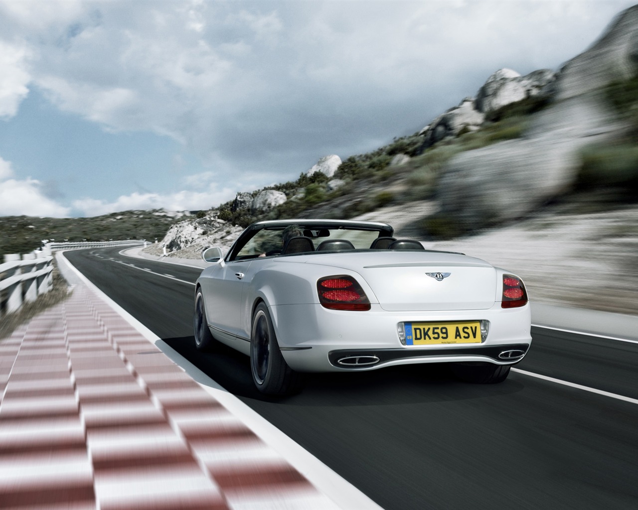 Bentley Continental Supersports Convertible - 2010 賓利 #30 - 1280x1024