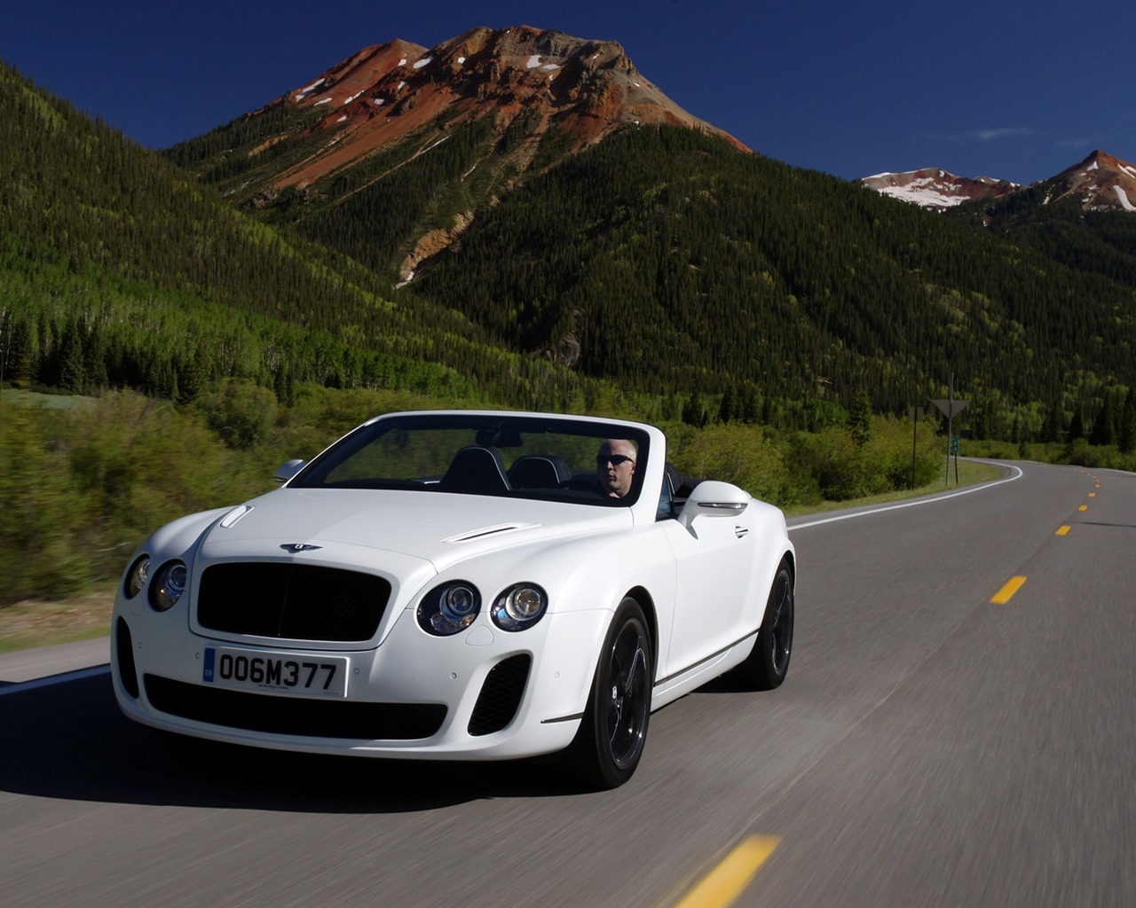 Bentley Continental Supersports Convertible - 2010 HD wallpaper #39 - 1280x1024