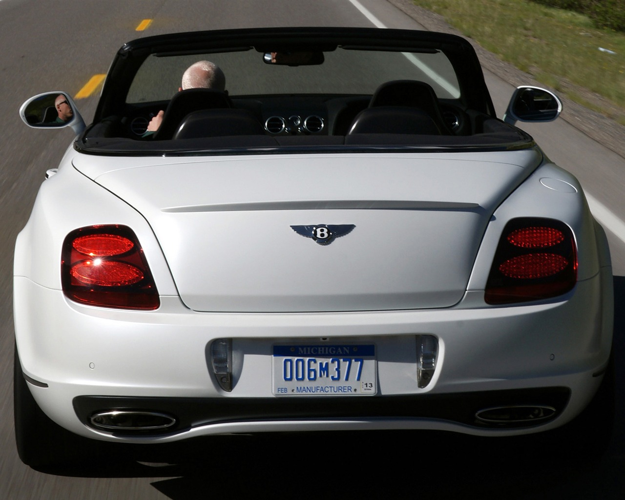 Bentley Continental Supersports Cabrio - 2010 HD tapetu #41 - 1280x1024